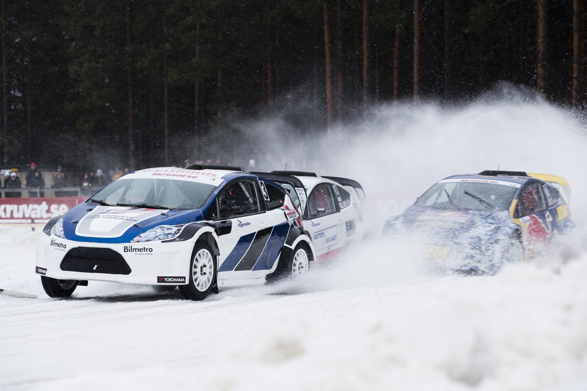 Alexander Westlund, William Nilsson och Mitchell De Jong tävlar i rallycross under dag sex av SM-veckan den 5 februari 2016 i Söderhamn.