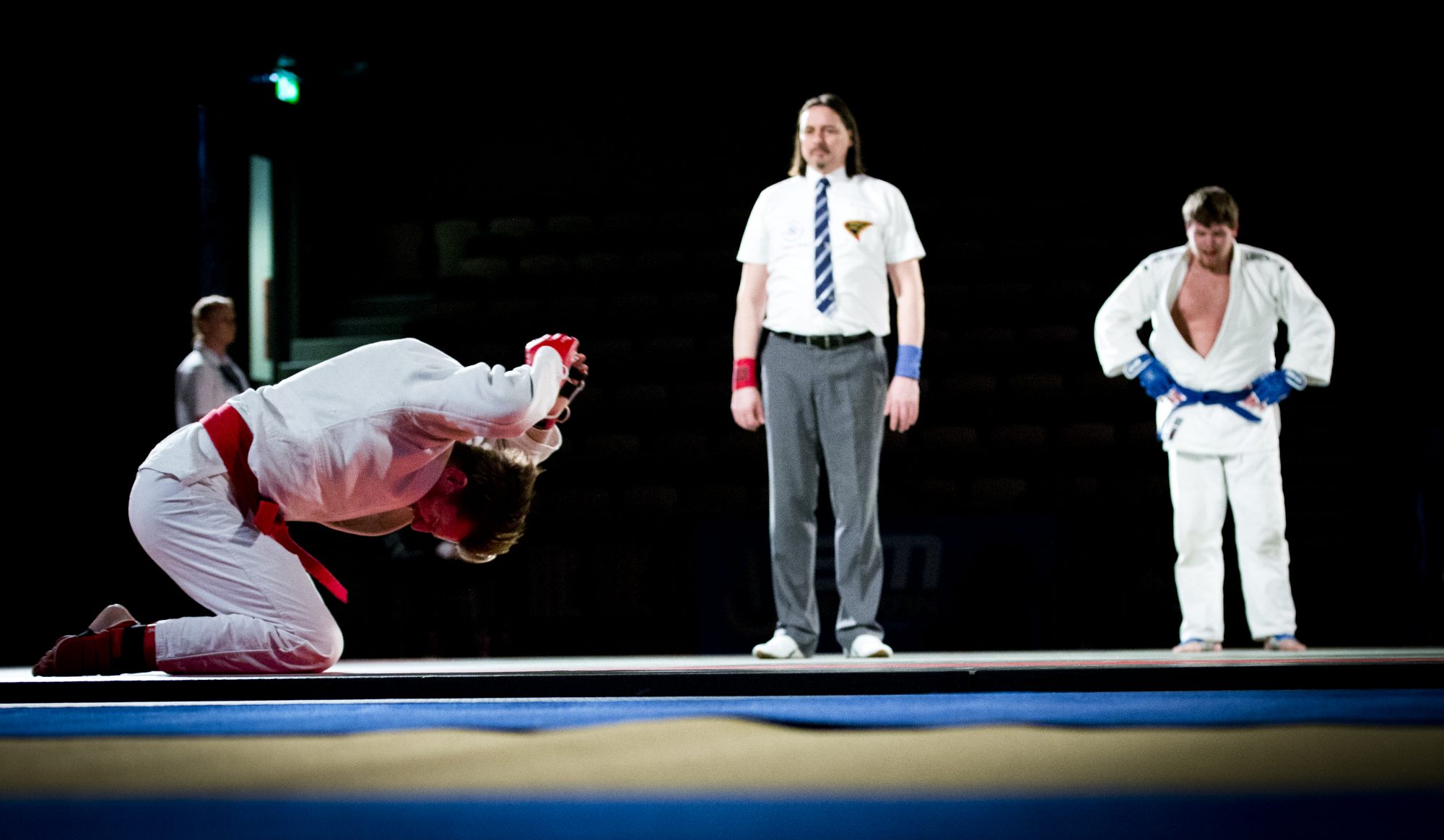 Lars Karlssons deppar efter att ha förlorat finalen i 94 kilosklassen i jujutsu mot Andreas Jansson under dag ett av SM-veckan den 26 januari 2015 i Örebro.